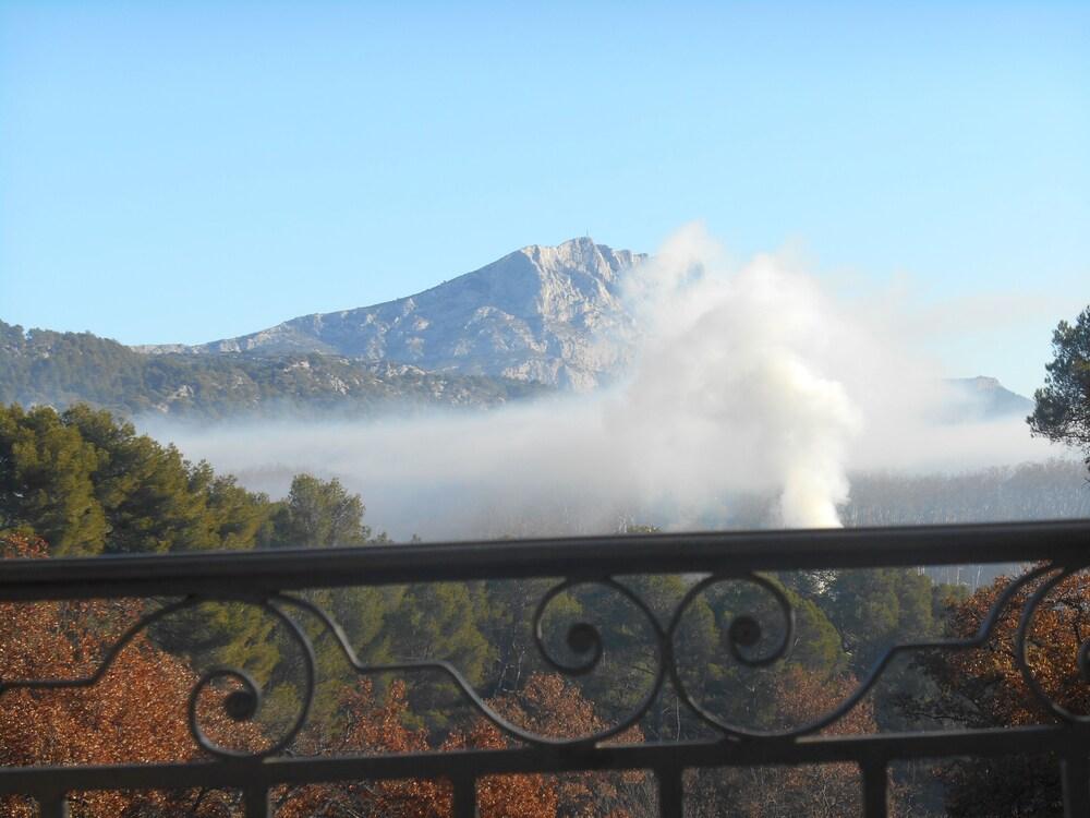 Les Sainte-victoire & Hotel 5*