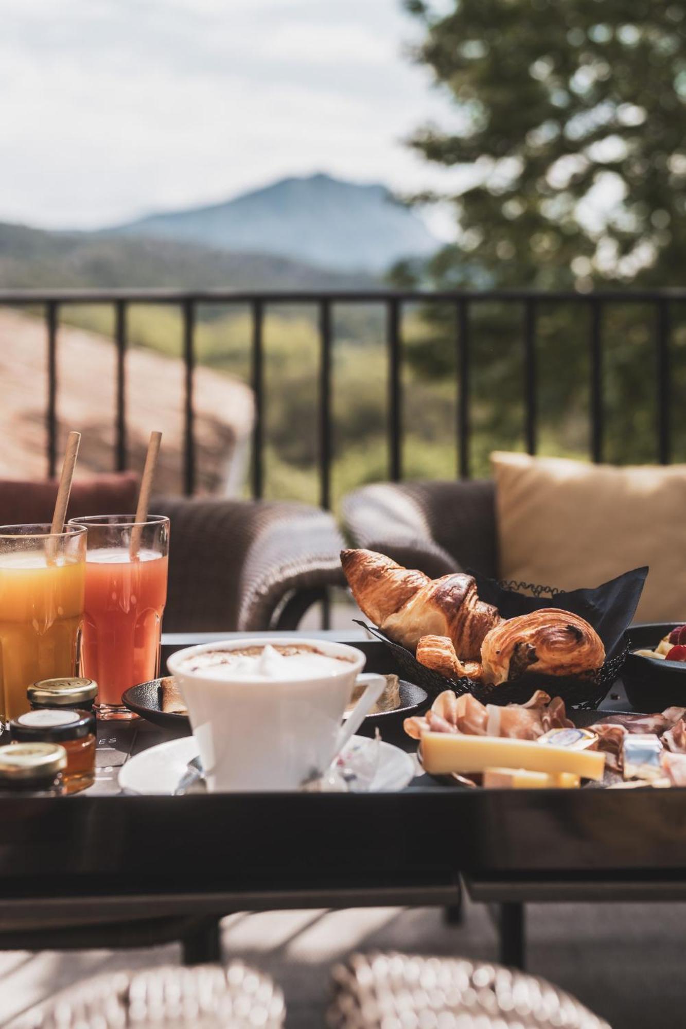 Les Sainte-victoire & 5* Le Tholonet
